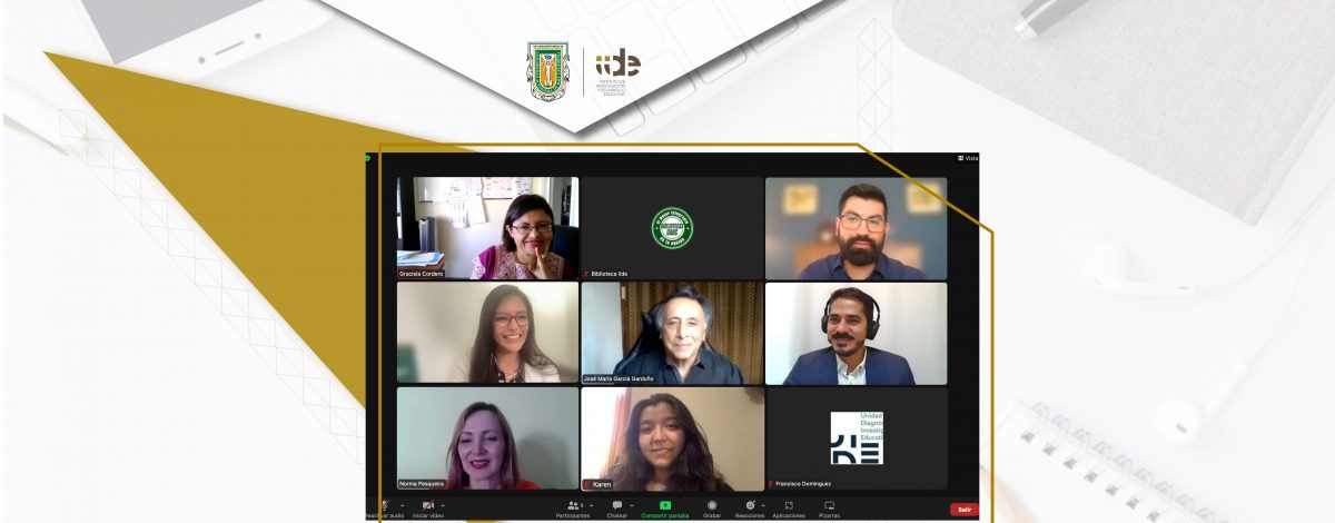 Egresada del IIDE presenta método para formación de directores educativos
