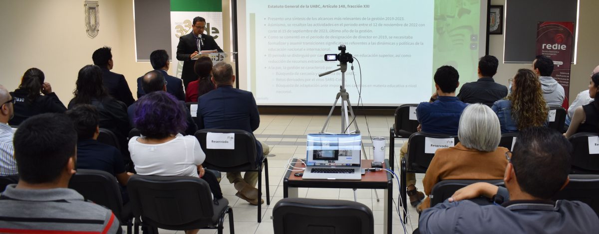 Director del IIDE rinde informe de actividades de su gestión 2019-2023
