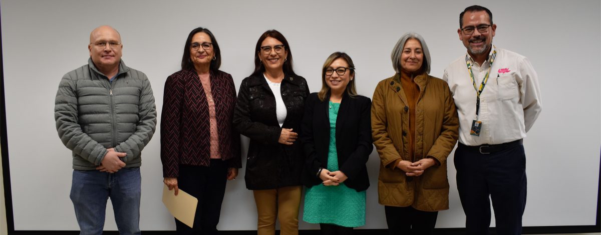 Presenta directora del IIDE a su equipo de trabajo para la gestión 2023-2027